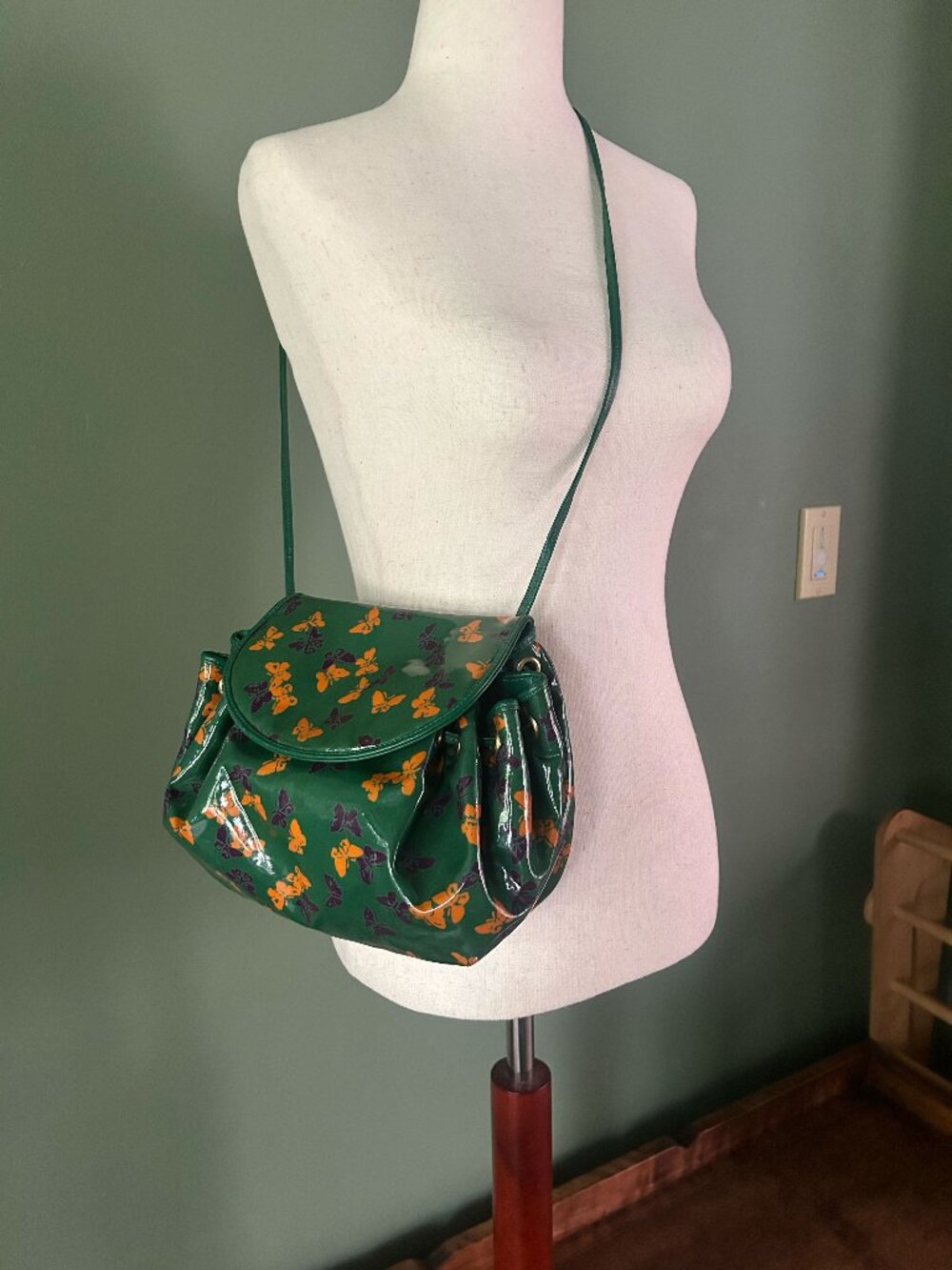 RARE Vintage Bottega Veneta Butterfly Bag Green Orange Purple Mint Shoulder Bag - Picture 2 of 10